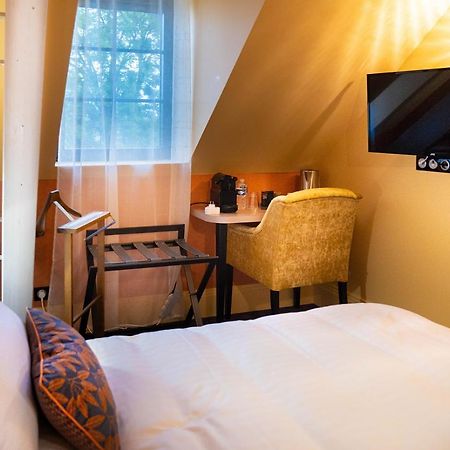 Les Jardins De Josephine - Le Manoir Hotel Évreux Eksteriør billede